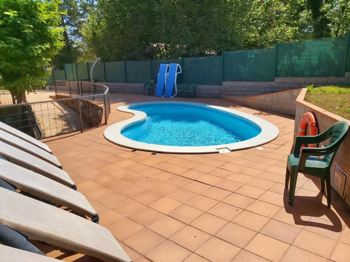 Apartamentos La Francesa Santa Pau Exterior foto